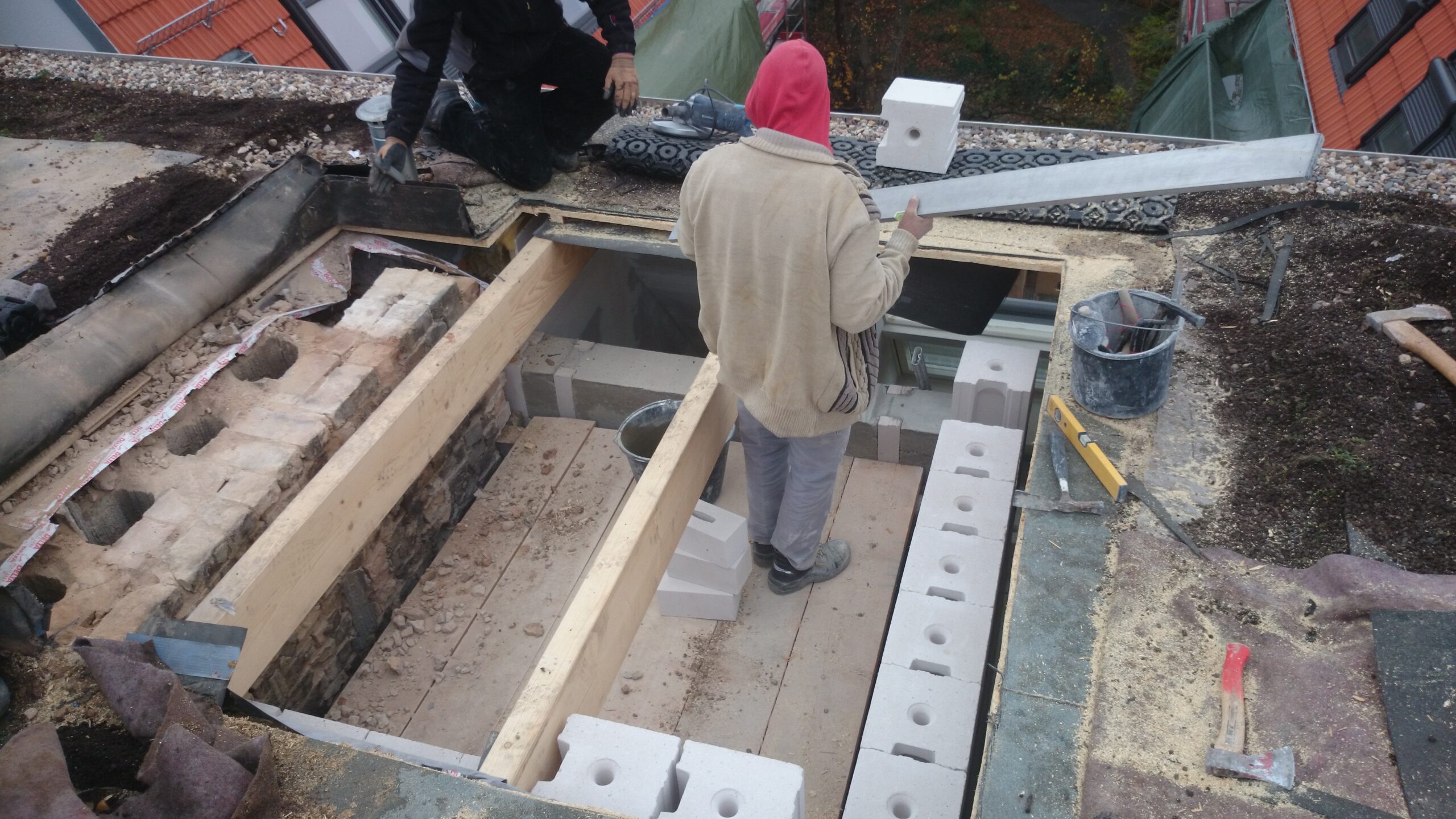 Einbau Aufzugschacht in Gründerzeithaus