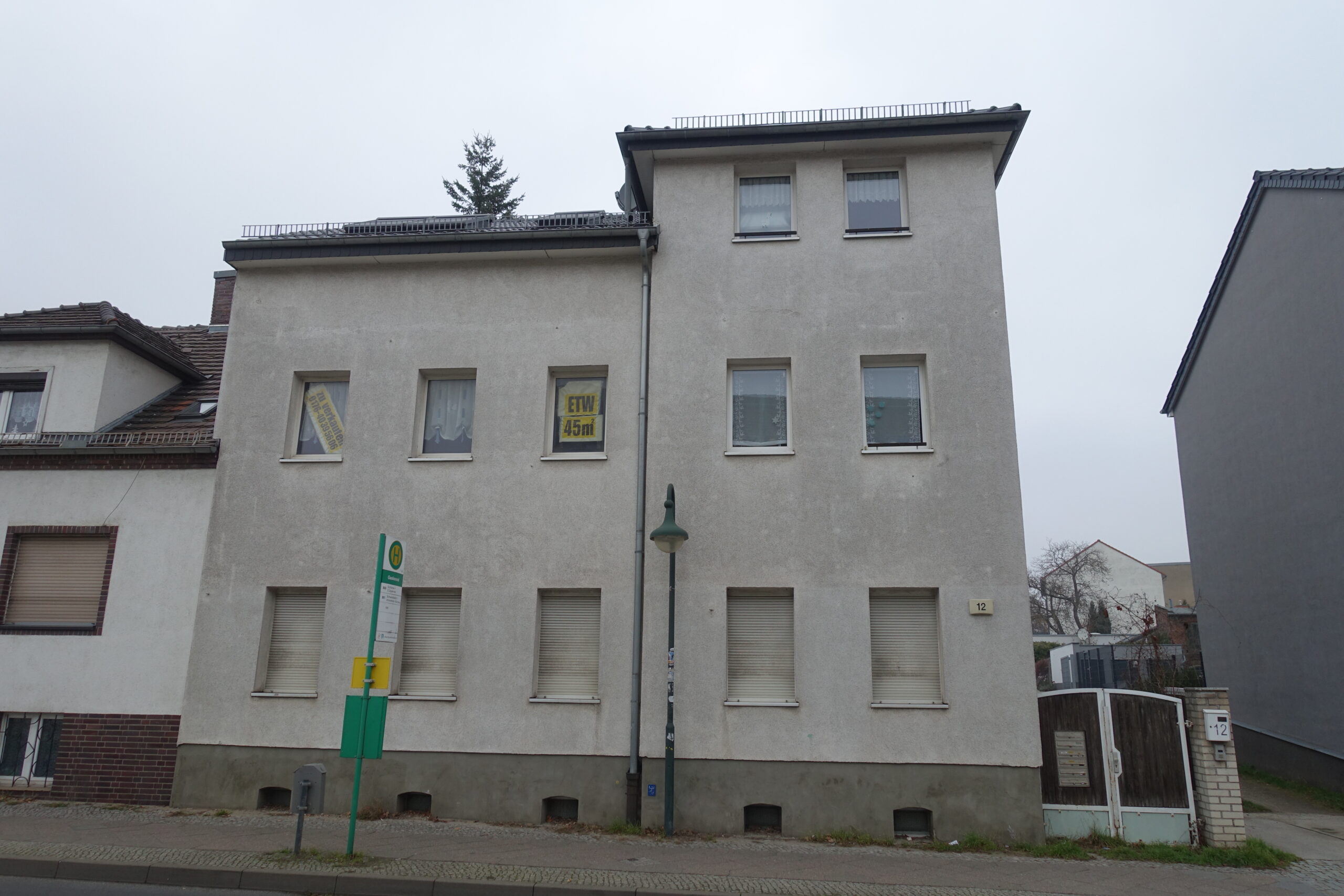 Wohnhaus in Bernau, mit Instandhaltungsrückstau